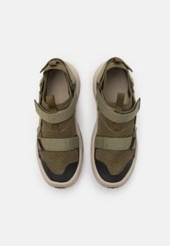 Teva Outflow Universal - Hiking Shoes - Dark Olive -Teva 109e21a44ee44f49b5e4f5e323fe2413