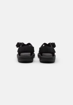 Teva Hurricane Verge - Walking Sandals - Black 10 Teva Hurricane Verge - Walking Sandals - Black -Teva 33771f2875904f92bae7652529c98dbc