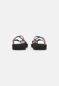 Teva Olowahu - T-Bar Sandals - Palms Indigo/Rose Violet 10 Teva Olowahu - T-Bar Sandals - Palms Indigo/Rose Violet -Teva 4a3f51ffd2f04be0b625805fc36da4eb