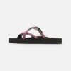 Teva Olowahu - T-Bar Sandals - Palms Indigo/Rose Violet 2 Teva Olowahu - T-Bar Sandals - Palms Indigo/Rose Violet -Teva 71bd00c295dd4496aa19ed08dbc962f6