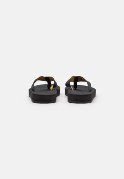 Teva Reflip - T-Bar Sandals - Black 10 Teva Reflip - T-Bar Sandals - Black -Teva 76d7619c6d3d4c859f9f684f944b5110