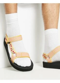 Teva Mid Universal Cherry Print Sandals 7 Teva Mid Universal Cherry Print Sandals -Teva teva Pink Mid Universal Cherry Print Sandals 2